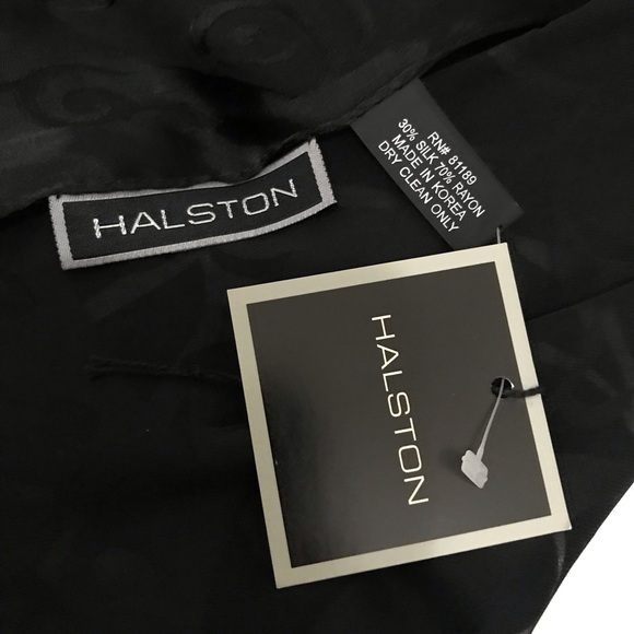 NWT Halston Elegant Black Floral Silk Blend Scarf - Picture 6 of 6